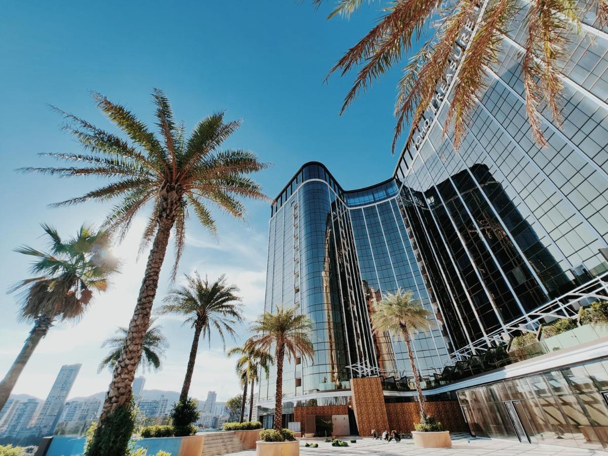 Yoho Treasure Island Hotel Макао Екстериор снимка