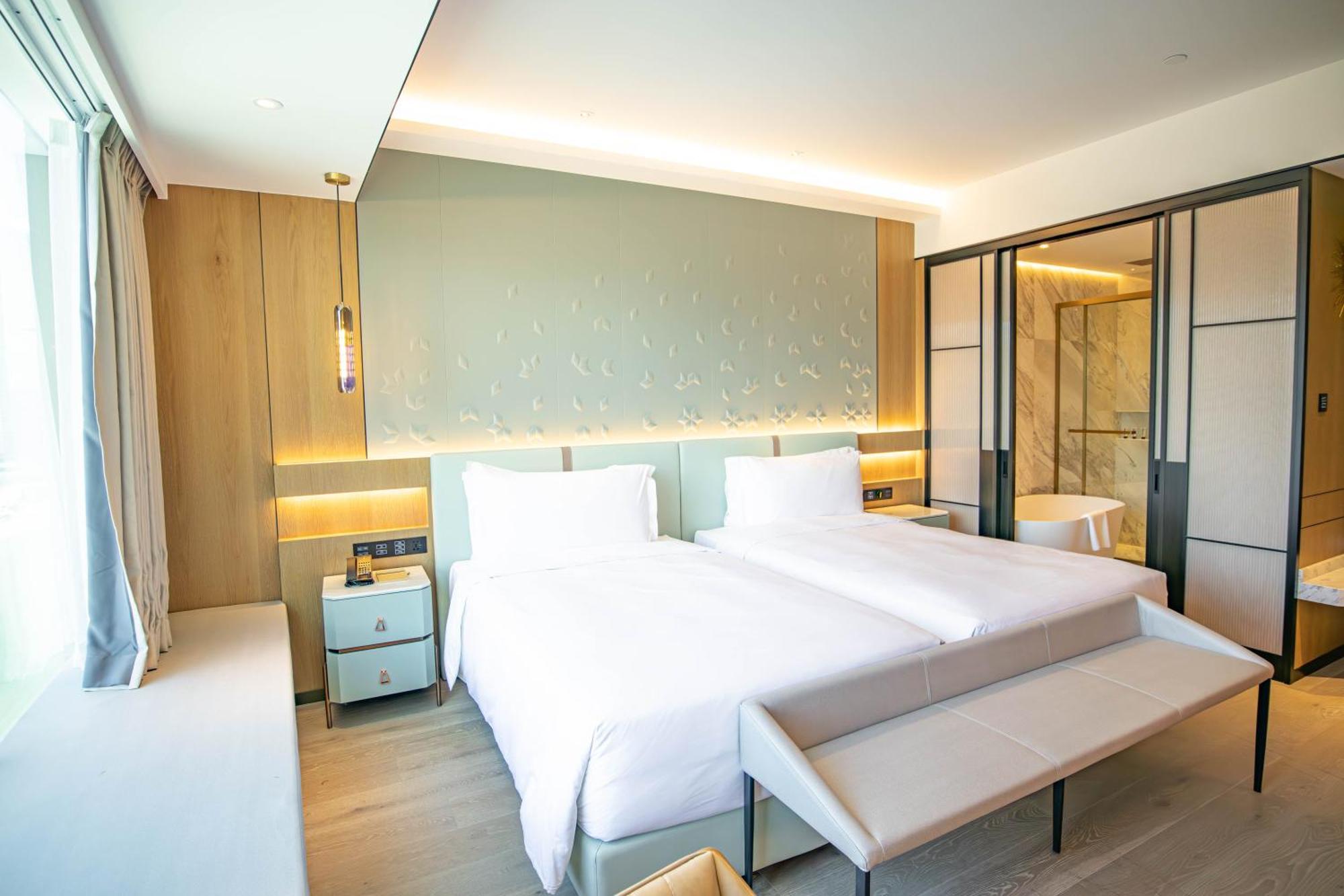 Yoho Treasure Island Hotel Макао Екстериор снимка