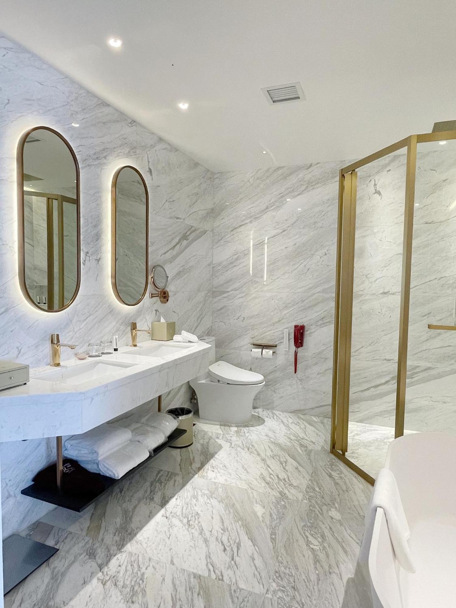 Yoho Treasure Island Hotel Макао Екстериор снимка